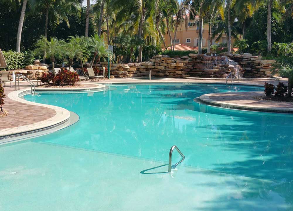HOA Community swimming pool in Southwest Florida